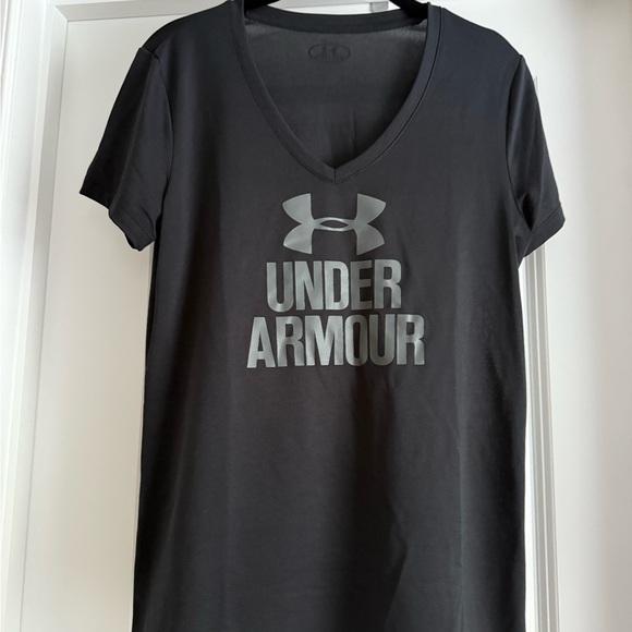 Under Armour Tops - Under Armour Charcoal V-Neck Tee